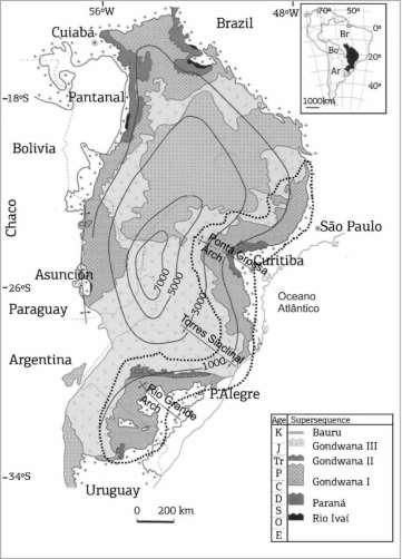 16 bacia o embasamento aflora na forma de um cinturão móvel chamado de faixa de dobramentos Paraguai-Araguaia. Milani (1997) e Zalán et al.