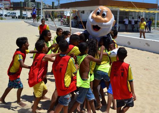 EVENTO ESPORTE NA RUA Em comemoração aos 10 anos da REMS Rede Esporte pela Mudança Social, com a proposta de democratizar