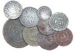 158 :: D. Afonso VI - 2 moedas, Tostão nd AR. Tostão nd (2). Gomes grupo 25, KM 76. BC+ 159 :: D. Pedro II - 3 moedas, 1/2 Tostão nd AR. 1/2 Tostão nd. Gomes 26.03 (2), 27.
