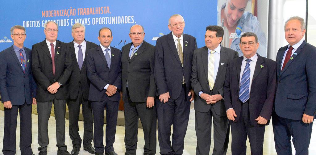 A cerimônia aconteceu no Palácio do Planalto, no dia 13/07 último, com a presença do presidente Michel Temer e vários ministros de Estado.