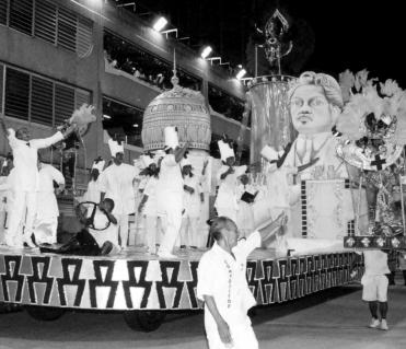 Eventos 2000 março simplicidade, arte, alegria e beleza, no Carnaval a maior manifestação
