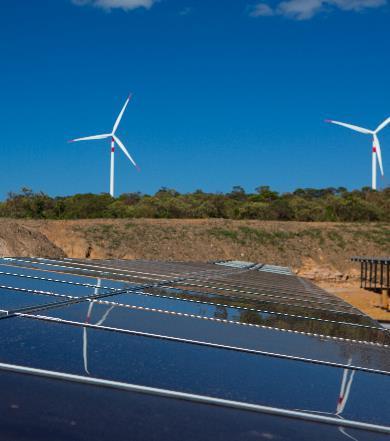 investidos pela Enel Combinação de energia eólica e solar Aumento da geração de energia de