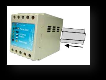 Fácil instalação, compacto e leve. O painel frontal inclui a sinalização da situação de operação e carga de baterias (acumuladores).