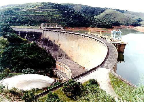 construídas com concreto ou concreto armado.