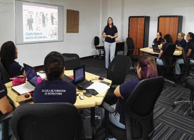 Objetivo da Escola de Formação de Instrutores Desenvolver e implementar programas que elevem e padronizem o nível de formação técnica, tecnológica, metodológica, de gestão e uso das