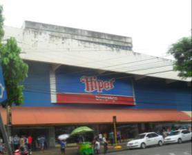 Tendo como locatários Lojas Americanas, Hipermercados Bom Preço Supermercados do Nordeste Ltda (grupo Walmart), Carrefour e Curso Exatas.