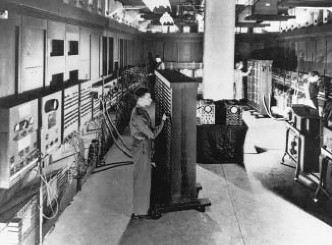 Computadores da 1ª Geração Computadores de válvulas,1945-1956 ENIAC, 1943-1946 Conceito de programa de computador, John Von
