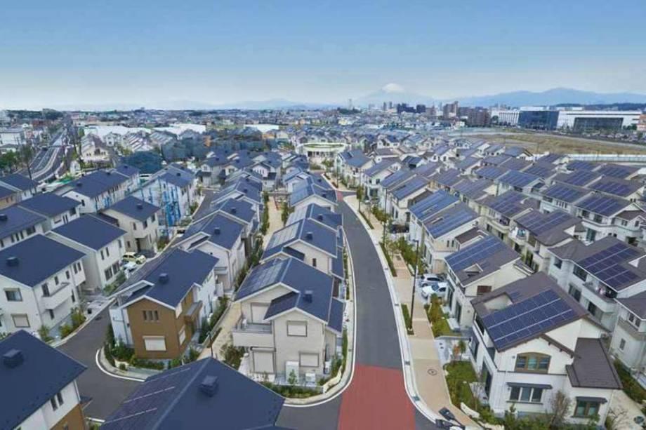 45 Segundo relatório publicado em 2017 pelo Instituto de Economia da Energia e Análise Financeira (IEEFA), estima-se que até o ano de 2020, o total de instalações solares japonesas podem ultrapassar