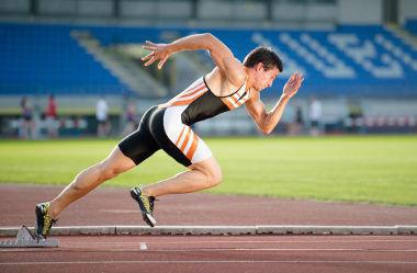 A força explosiva deve ser considerada em treinamento desportivo como força de velocidade, exigindo assim que os movimentos de força sejam feitos com o máximo de velocidade.