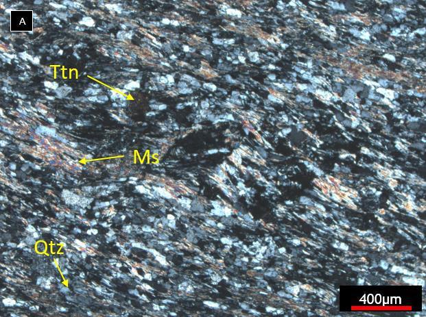 Figura 13 - Fotomicrografias de rochas metavulcânicas intermediárias do alvo