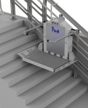 O dimensional mínimo do equipamento é de 1050 mm x 1650 mm, assim como a largura da escada mínima deverá ser de 1500 mm.