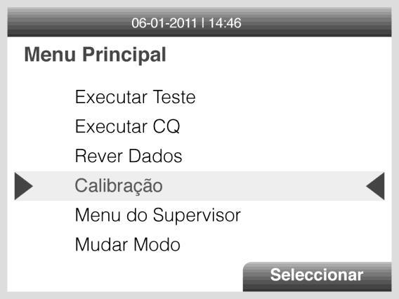 2. Seguindo as instruções, introduza a cassete de calibração no Sofia e feche a gaveta.