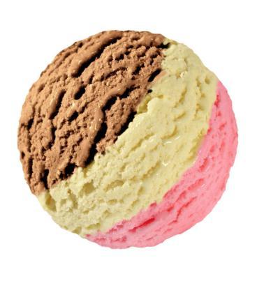 Essa bola de sorvete napolitano é composição visual.
