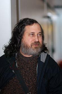 Stallman Promove o desenvolvimento e uso do software livre Um