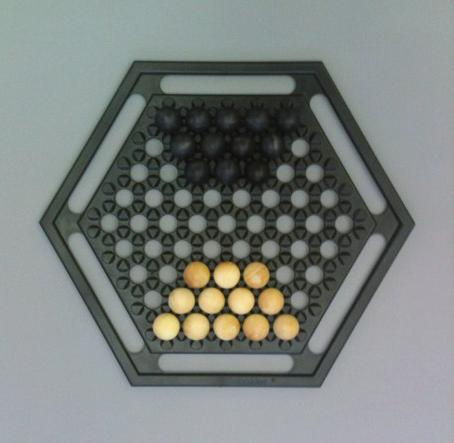 Equilíbrio - 6 Tabuleiros - 6 conjuntos com 27 peças hexagonais iguais,