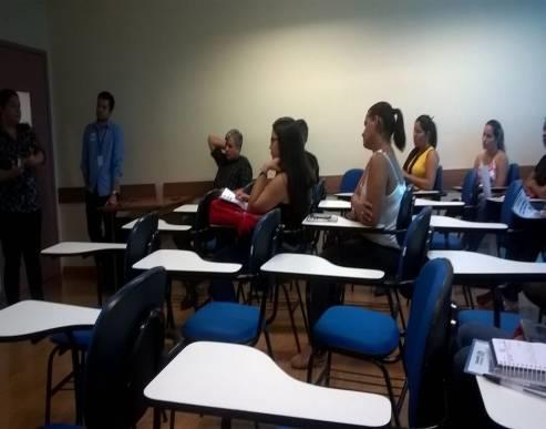 responsabilidade social do indivíduo com o meio em que vive. A atividade foi realizada por meio de: palestra e dinâmicas de grupo para melhor aprendizado ao tema.