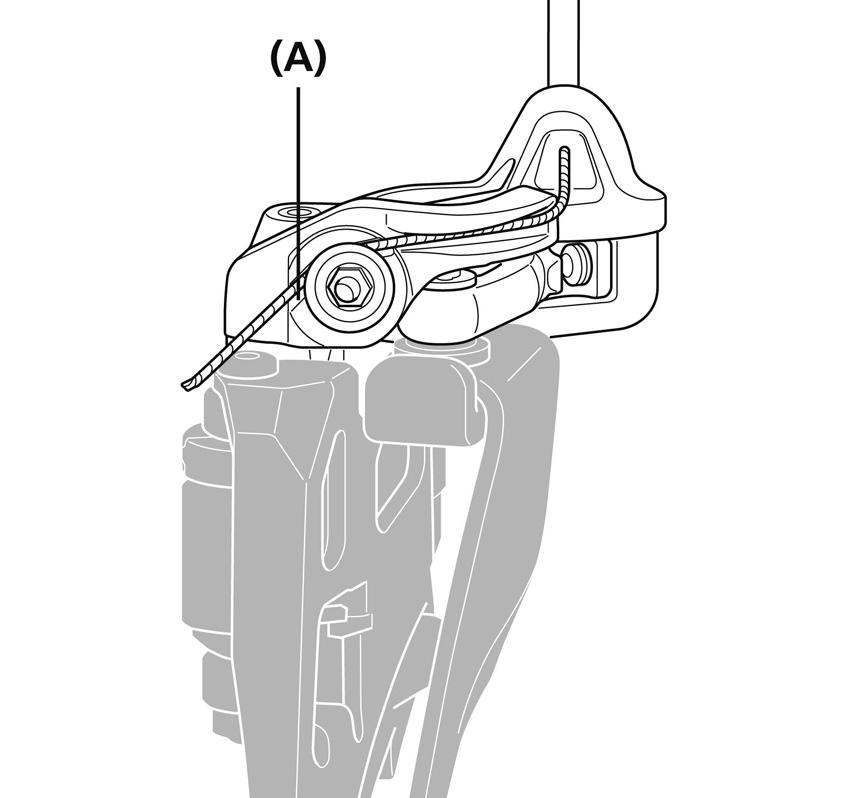 Ajuste o manete de trocador para a posição inferior. Passe o cabo pelo câmbio dianteiro. Passe o cabo interno ao longo do guia-cabos.