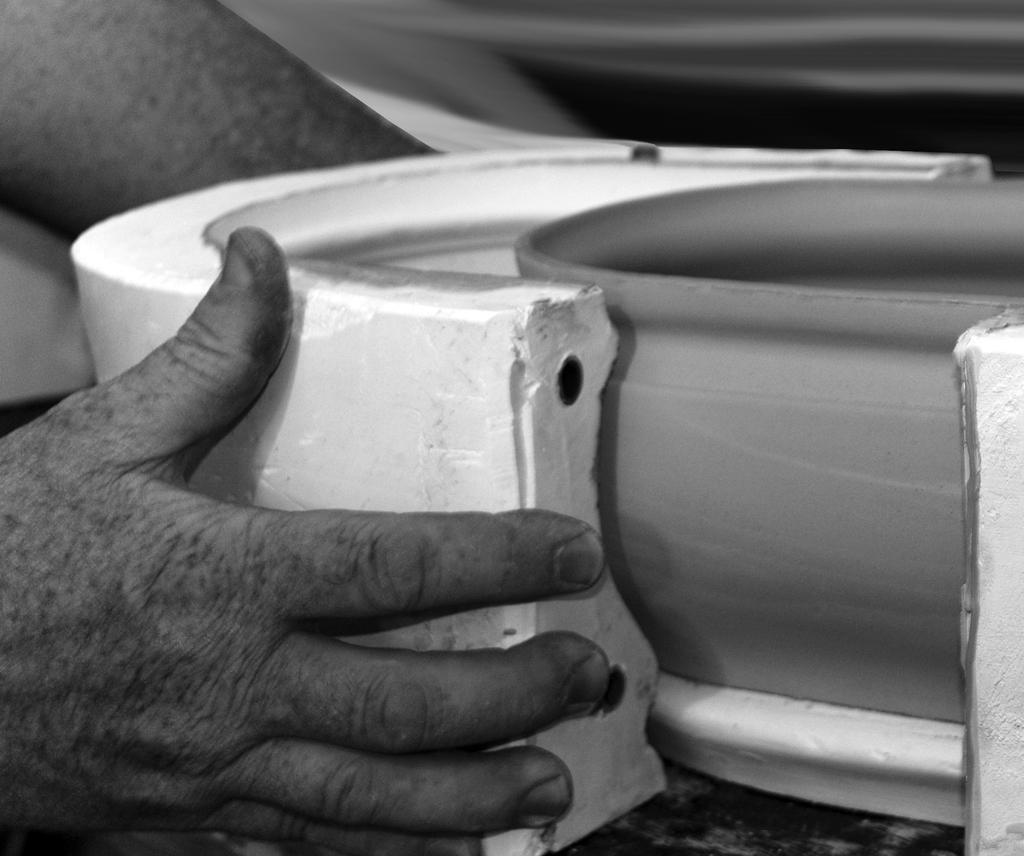 5 O domínio da tecnologia da cerâmica fez surgir a linha de Prática de usar, a linha Ceraflame possui alta resistência a choques caçarolas,