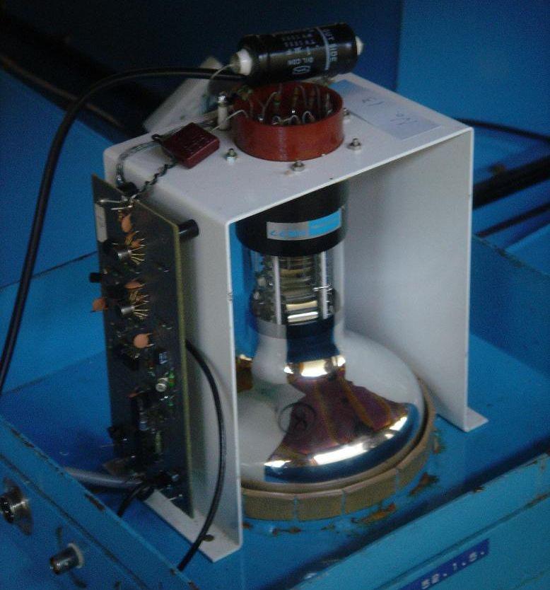Figura 4.6 - Foto da fotomultiplicadora utilizada no detector de raios cósmicos muons.