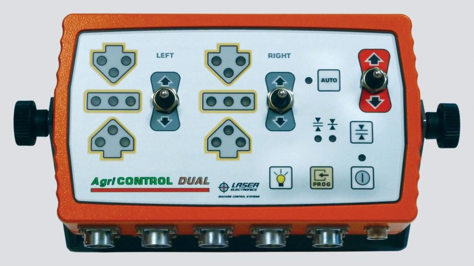 PAINEL DE CONTROLO 01. Caixa em alumínio. 02. Trabalha com todos os sistemas hidráulicos. 03. Ligação para 2 receptores laser 04. Interface de programação amigável. 05.