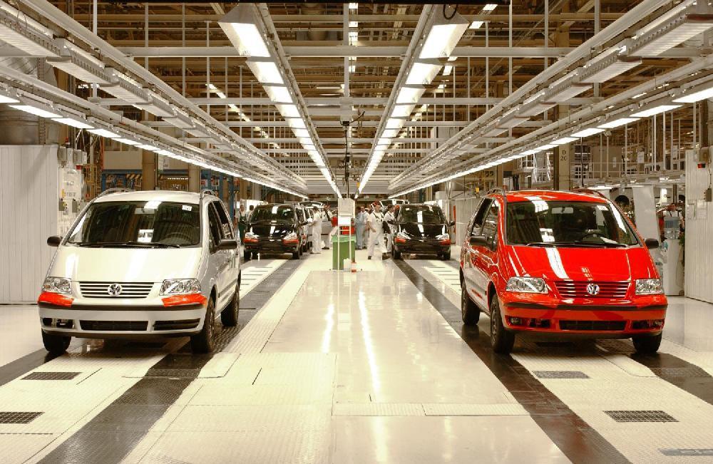 O Grupo Volkswagen possui várias fábricas de produção automóvel sendo a Volkswagen