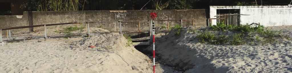 Setembro / 2014 Figura 181 Canal escavado para escoamento de