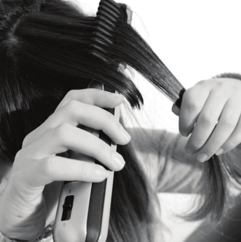[8] Se for utilizar algum produto cosmético nos cabelos certifique-se que seja adequado ao uso com pranchas alisadoras.