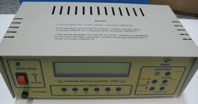 Cronômetro digital microcontrolado