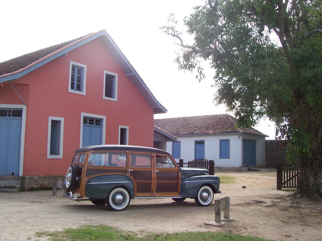 Woodies do Brasil Uma exposição sobre a história do uso da madeira na industria automotiva