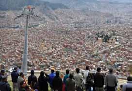 BOLIVIA: Movemos o teleférico mais longo do mundo Além de ter participado na construção do teleférico mais alto do mundo na Venezuela, a Ormazabal também participou noutra infra-estrutura importante