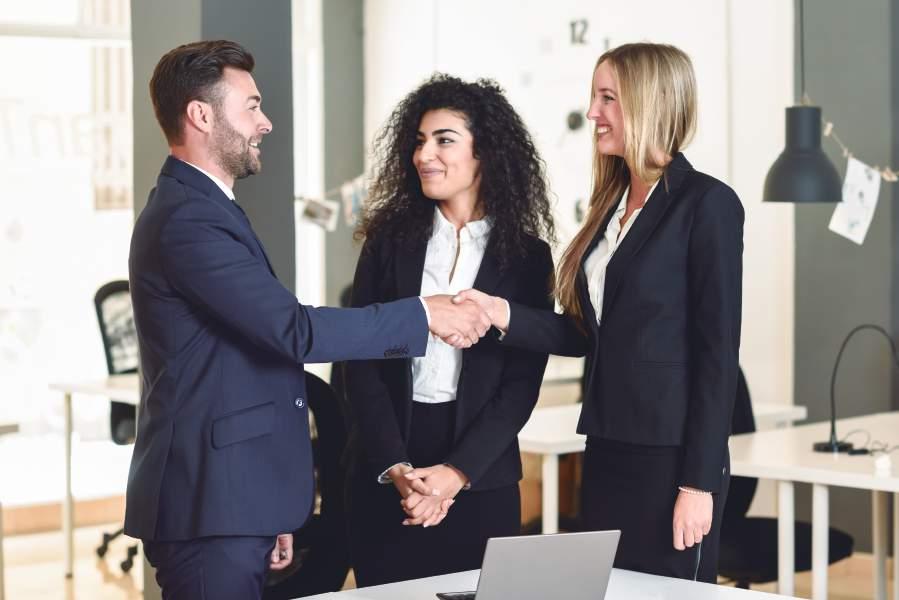 PRECISO CONTRATAR UM ADVOGADO? O procedimento de mediação poderá ser realizado com a presença do advogado.