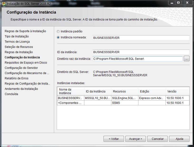 Na próxima tela será a configuração da instância. Uma instância é um objeto ou área dentro do SQL Server pelo qual podem ser instalados vários bancos de dados.