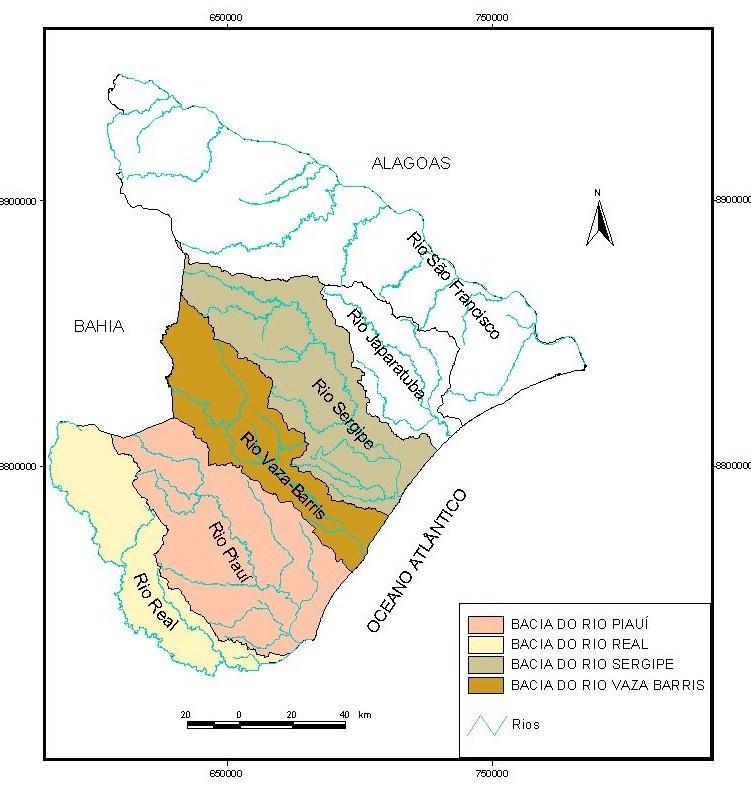 CARACTERIZAÇÃO DA ÁREA DE ESTUDO 3.5 Hidrografia No Estado de Sergipe existem 06 (seis) Bacias Hidrográficas, que são as bacias do rio São Francisco, Japaratuba, Sergipe, Vaza Barris, Piauí e Real.