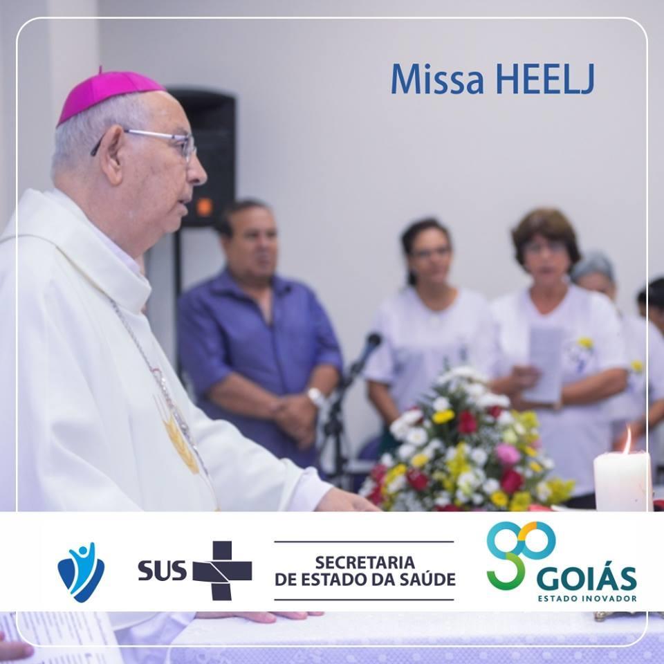 14 HEELJ REALIZA MISSA PARA PACIENTES E COLABORADORES No dia 13/10/2016, os colaboradores e pacientes do HEELJ foram convidados