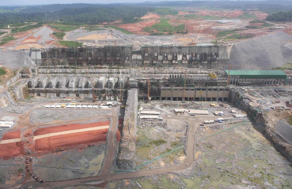 Sítio Belo Monte Obras Civis Barragem de Fechamento Direito Tomada D Água Barragem de