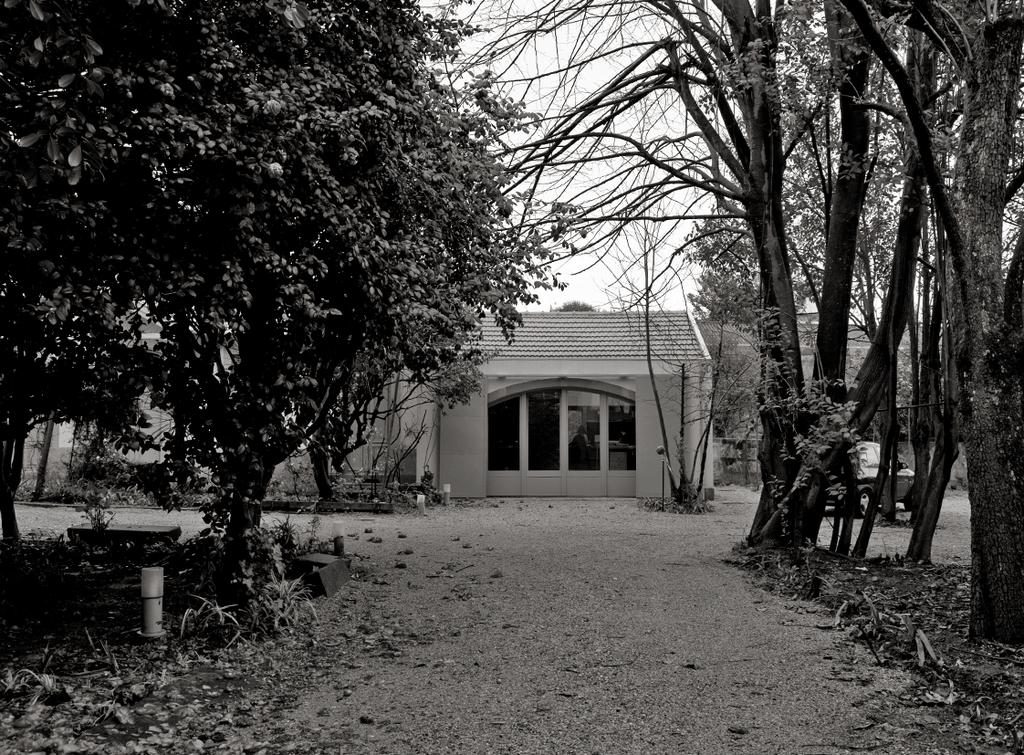 Fotografia do acesso ao Pavilhão dos jardins do