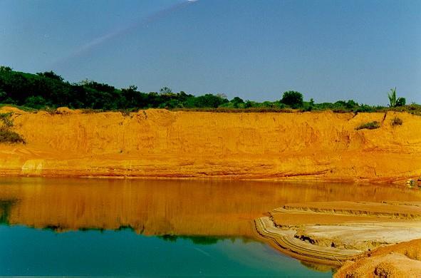 DEGRADAÇÃO DO SOLO MINERAÇÃO DE