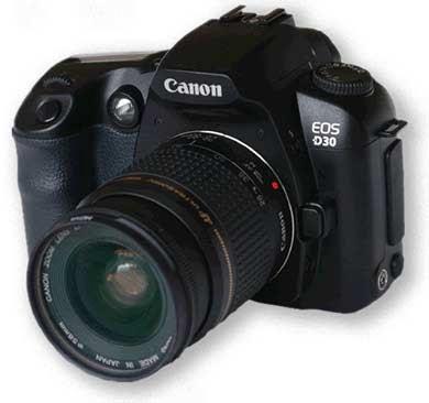 2000 Canon D 30 primeiro sensor CMOS numa câmara SLR de
