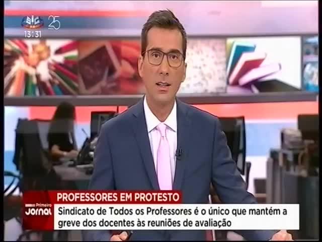 A14 SIC Duração: 00:02:12 OCS: SIC - Primeiro Jornal ID: 75903432