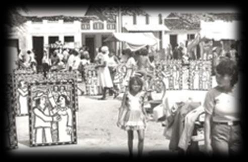 Figura 08 e 09 Exposição Mercado se Santa Rosa - pequeno povoado a 40 Km de Monte Santo 10/02/1985.
