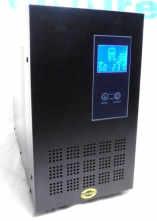 SERIA KC UPS SINUS PUR seria KC line-interactive pentru servere si retele, cu afisaj LCD si USB Oferă o înaltă performanță, fiind însă o solutie ieftina de protecție pentru cele mai multe tipuri de