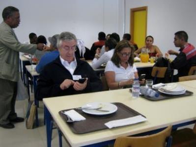 guerras no além-mar. Talvez por isso, talvez, tenha virado as costas à vã glória dos homens para se reencontrar consigo mesmo e com o verdadeiro Deus.