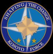 + 1 militares Kosovo Force