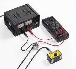 O símbolo RL (carga) é usado para representar qualquer dispositivo inserido no circuito da corrente, ou seja, um indicador, um controlador, um datalogger ou um registrador.