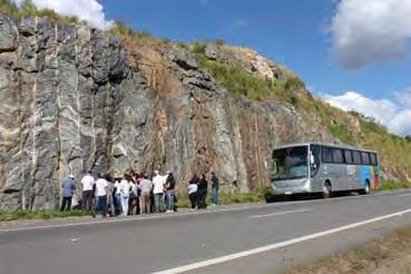 Carreira 820 - Curso 69 Nome do curso Licenciatura em Geociências e Educação Ambiental - Duração: 8 semestres Unidade que abriga o curso Instituto de Geociências USP Carreira a que pertence o Curso