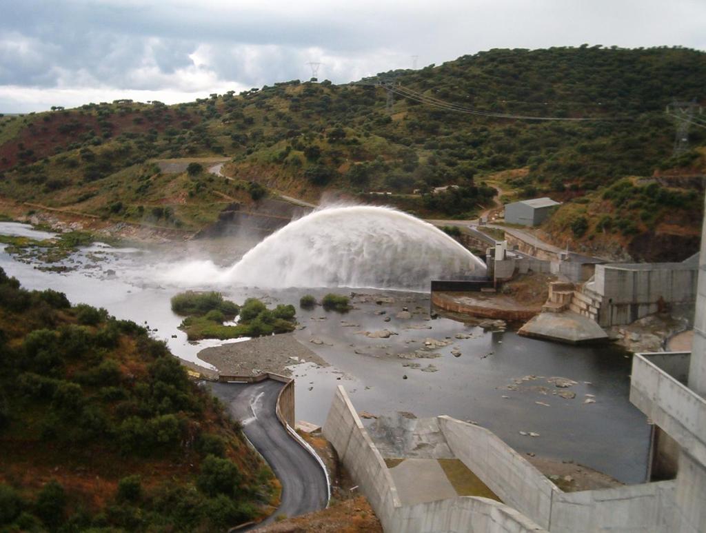 Irrigação e produção de energia Barragem de Alqueva IST: