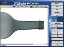 automática por meio de motores controlados por encoder.