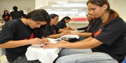 Atualmente, o AMPLIAR dispõe de duas unidades com foco na educação e mantém parcerias