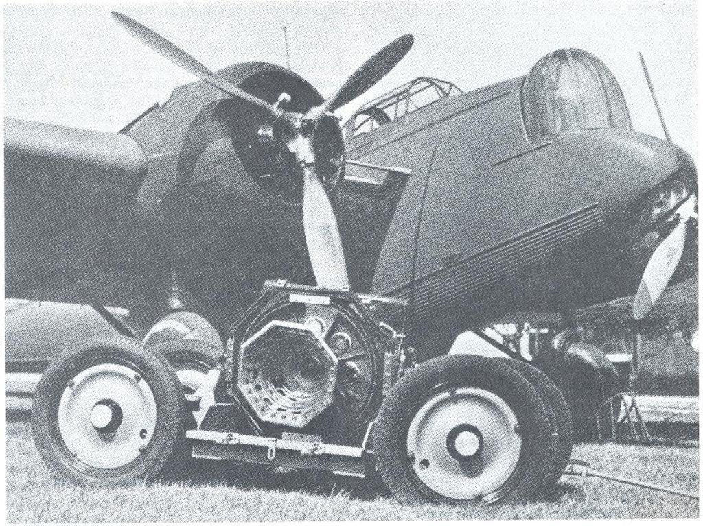 Figura 1 Câmera Aérea pronta para instalação em aeronave Anos