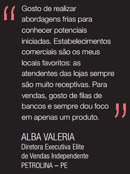 Fale rapidamente sobre o que faz, certifique-se de não ferir a Regra de Ouro, e então ofereça a amostra de algum produto,